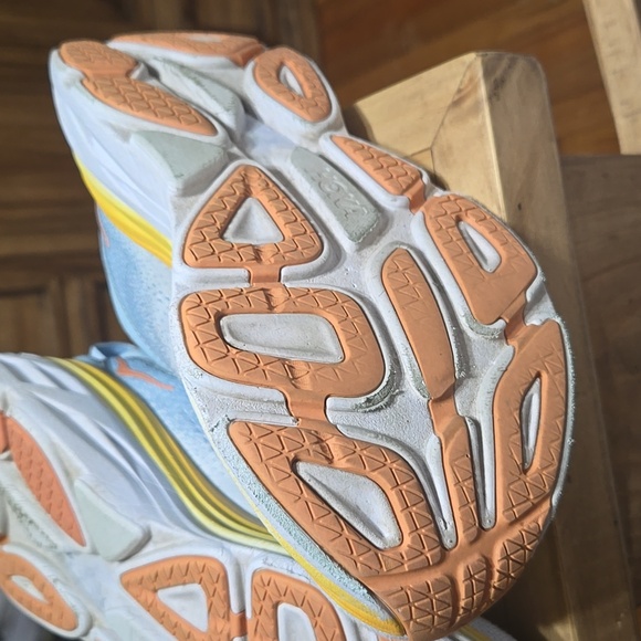 Hoka Bondi 8 Summer Sky - Picture 10 of 13